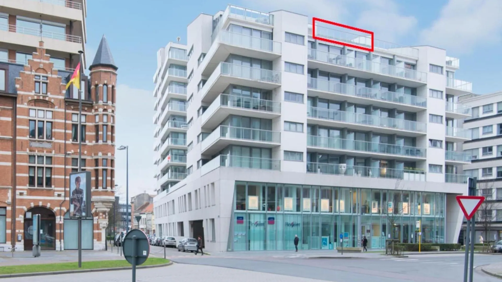 Centrally Located Apartment With Spacious Terrace Ostend