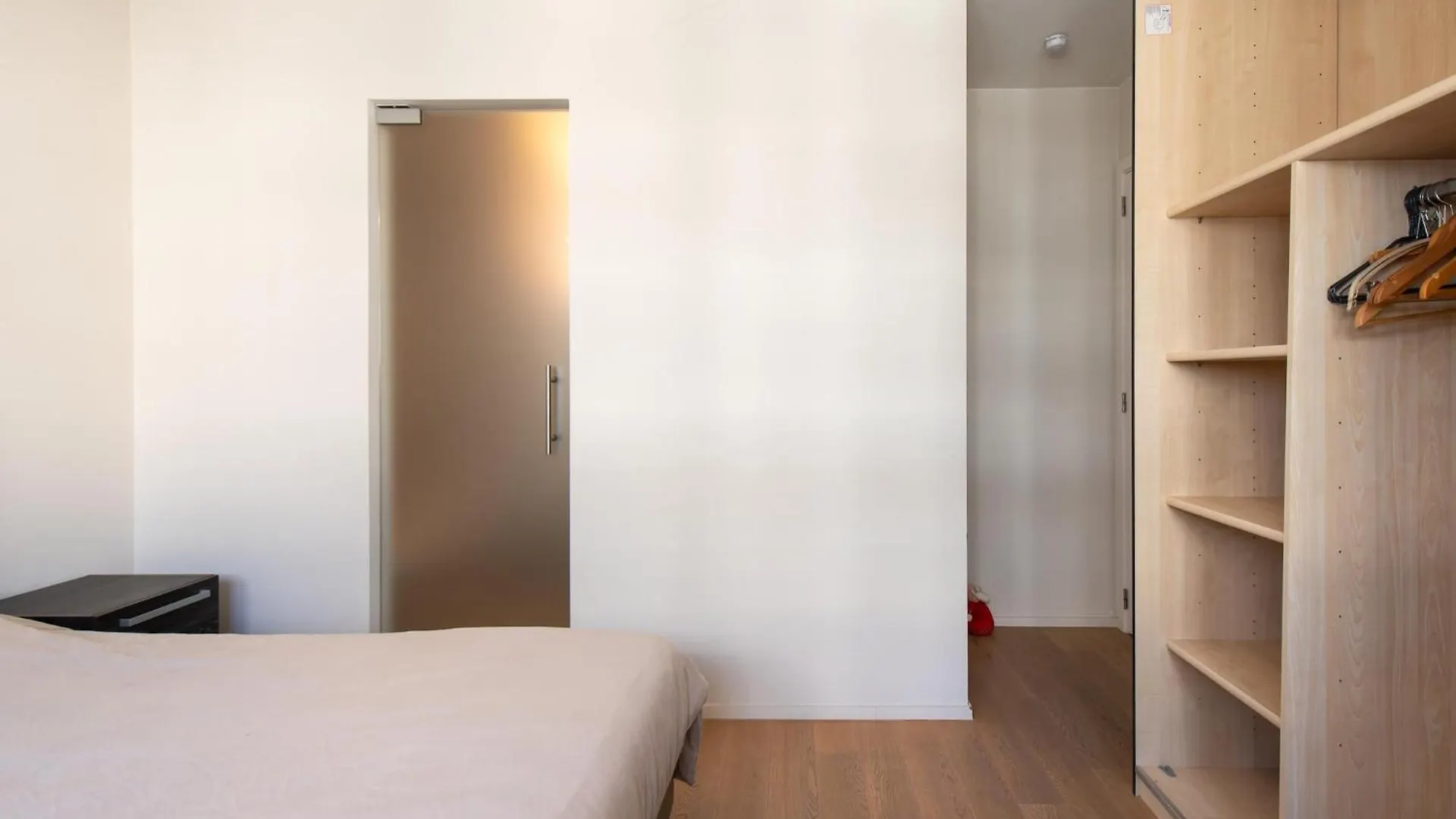 Centrally Located Apartment With Spacious Terrace Oostende Belgien